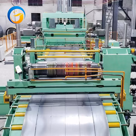 Ligne de refendage de bobines d'acier de haute précision/machine de refendage